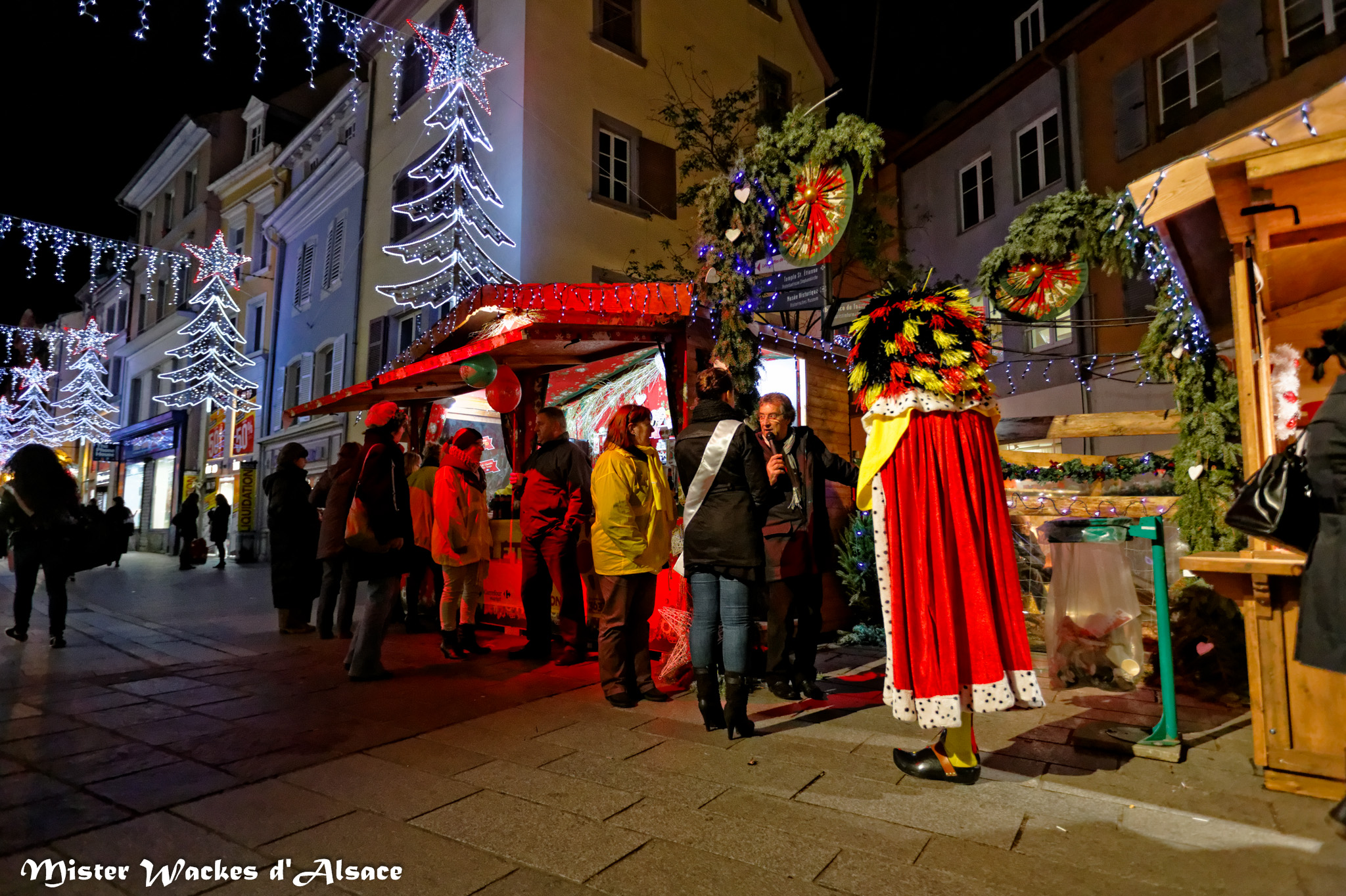 Téléthon Mulhouse 2013, Marché de Noël, rendez-vous au chalet Téléthon organisé par le Groupe Larger