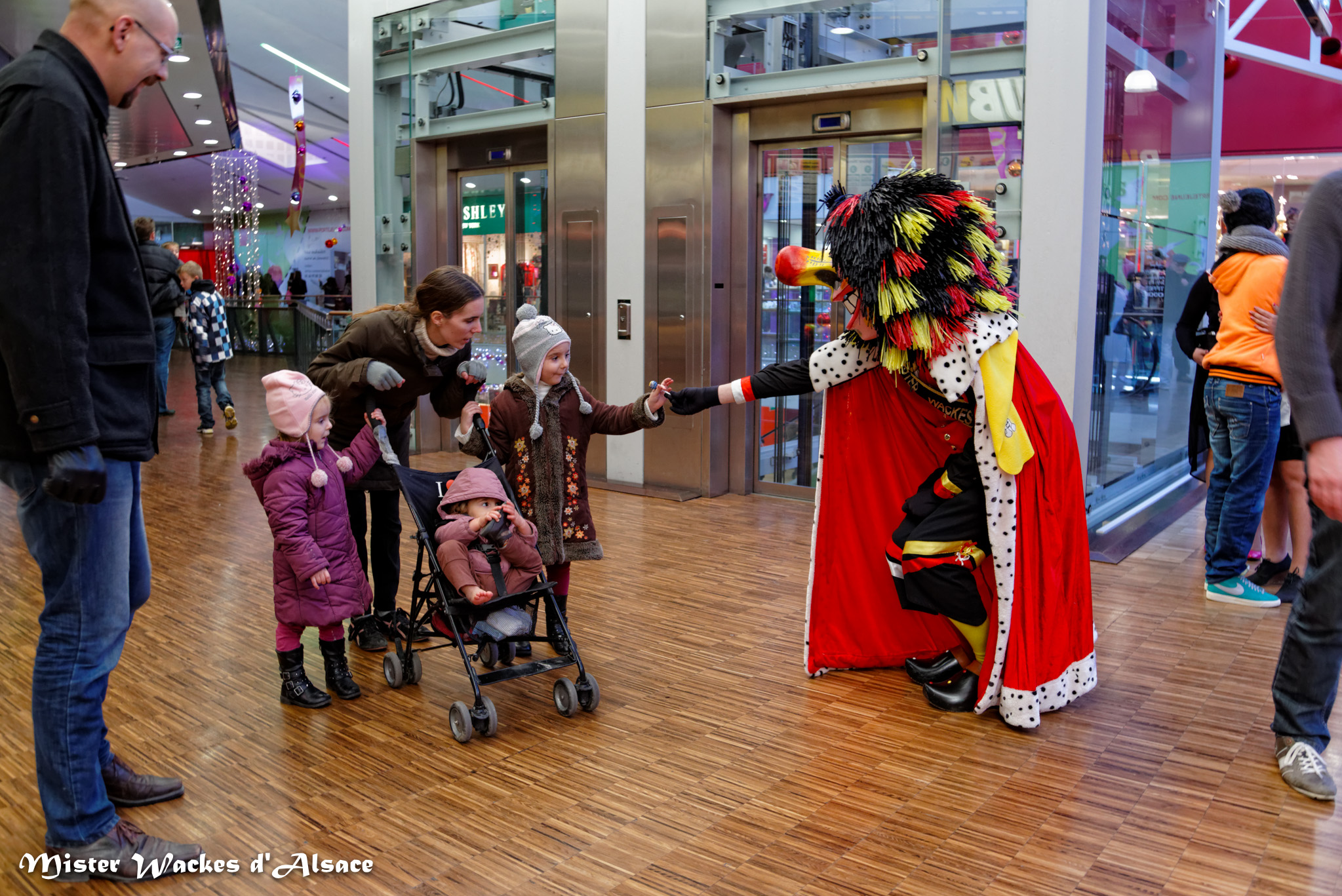 Téléthon Mulhouse 2013, Mister Wackes d’Alsace au Centre Commercial Porte Jeune