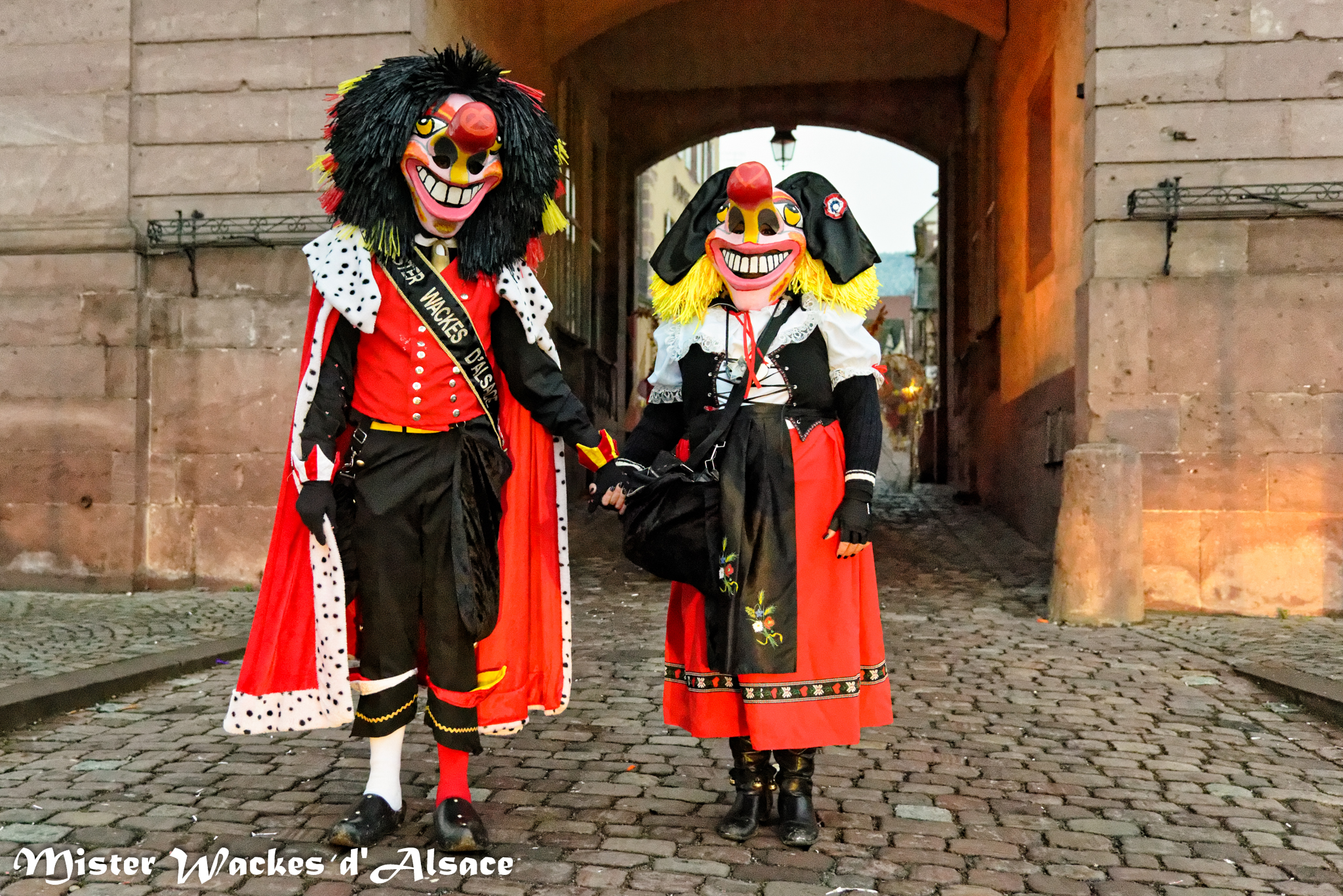 Carnaval de Riquewihr 2015 avec Mister Wackes d'Alsace, sa dulcinée Elsa