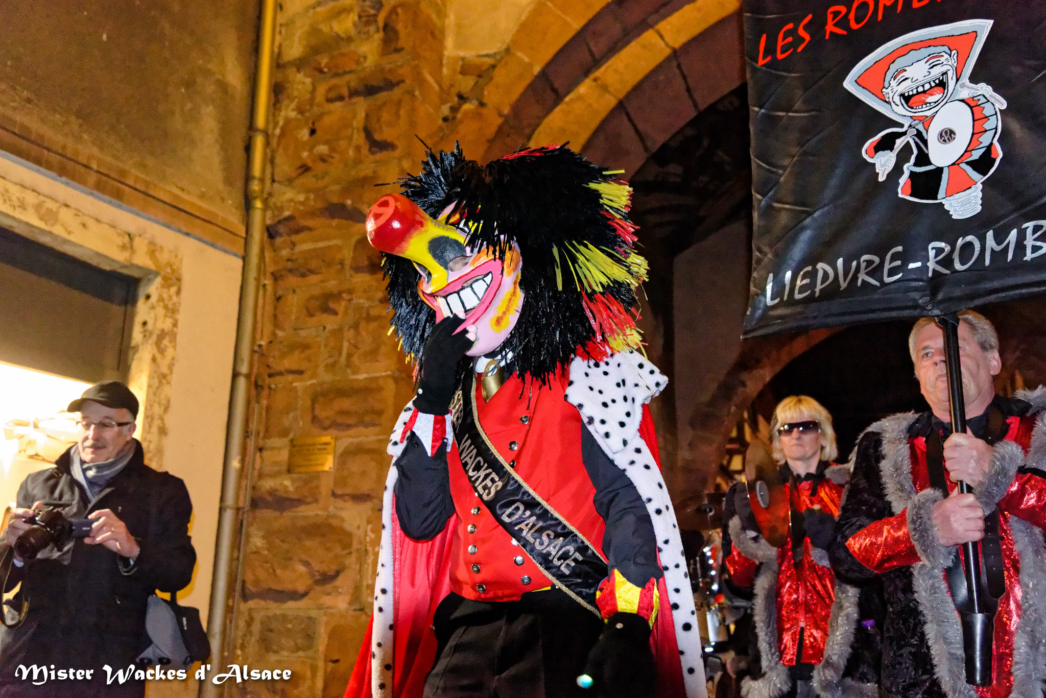Cavalcade nocturne des Machores avec Mister Wackes d'Alsace et la guggamusik Les Romliestoss de Lièpvre