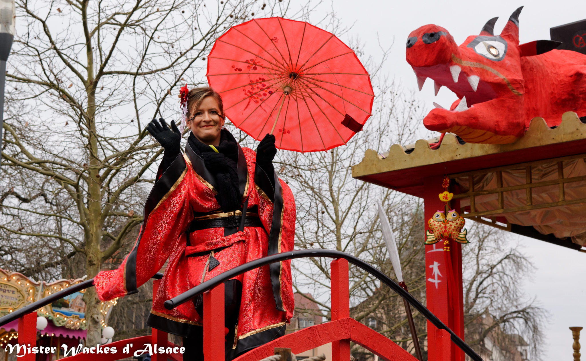Carnaval des Machores 2015 et le char Les Risser au Japon de Sélestat